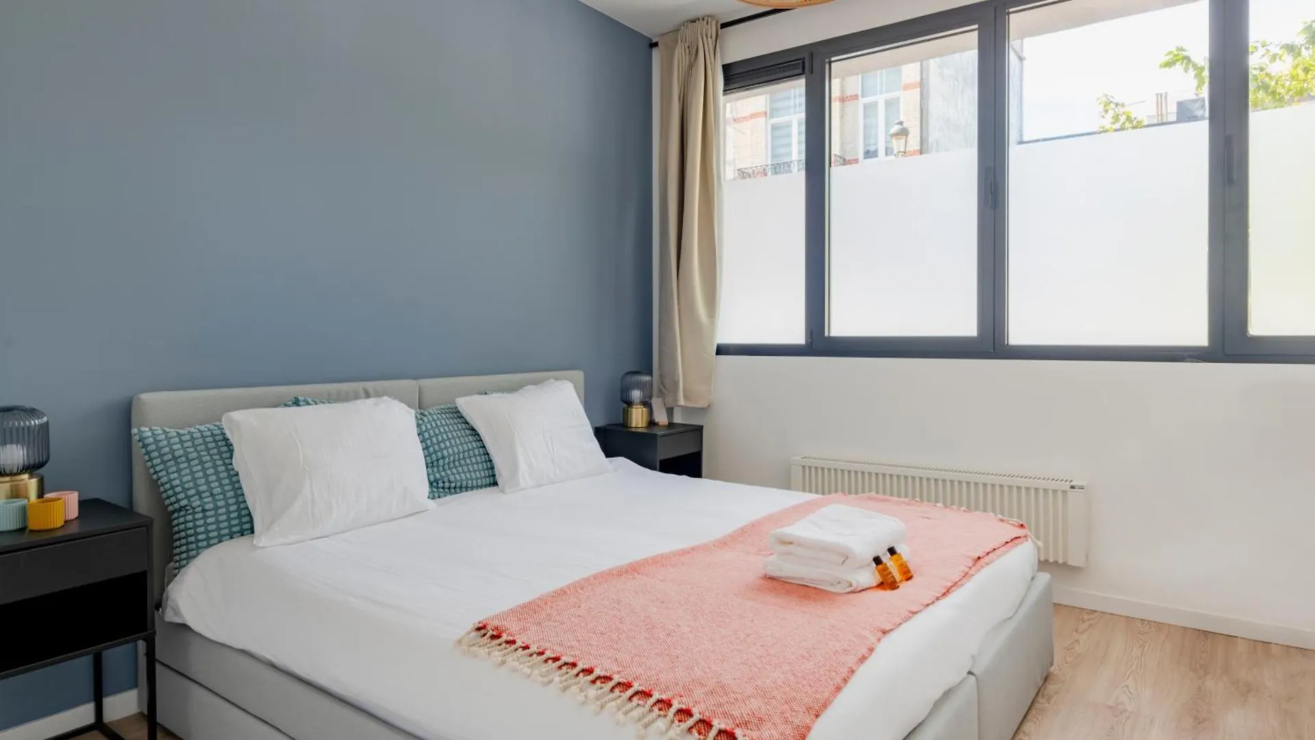 Brussels Eu Design Residence 0*,  بلجيكا